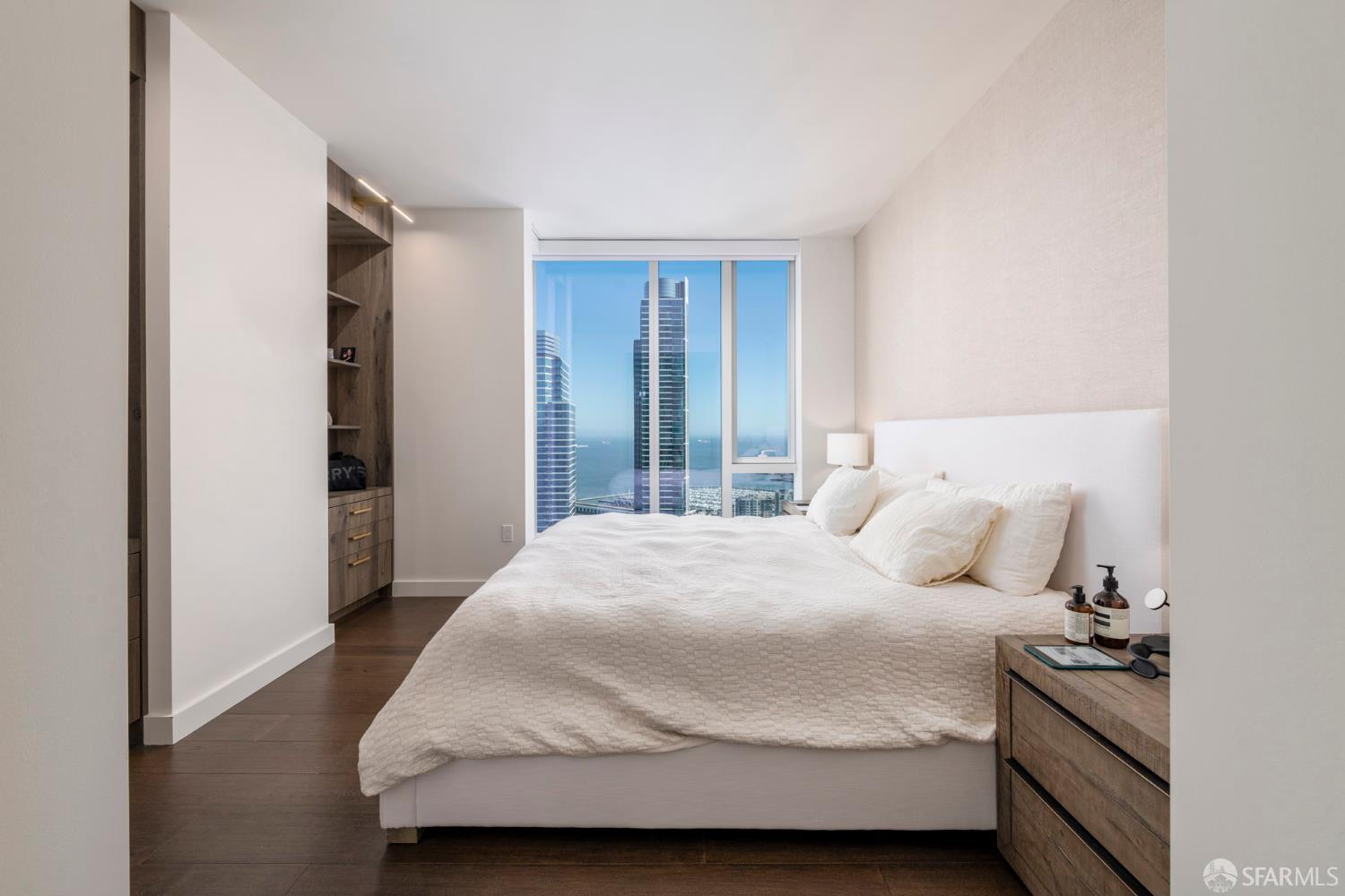488 Folsom Street # 4205