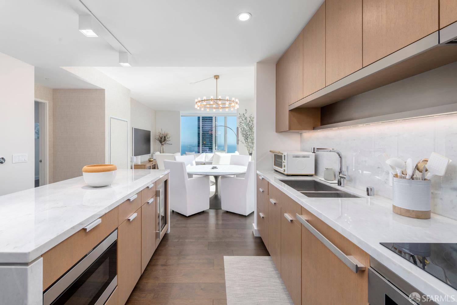488 Folsom Street # 4205