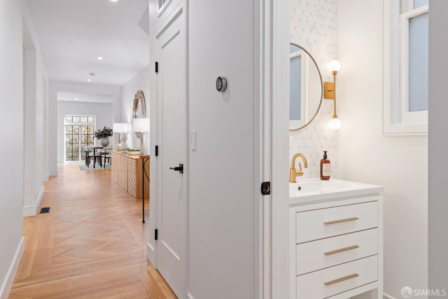 2534 Chestnut Street