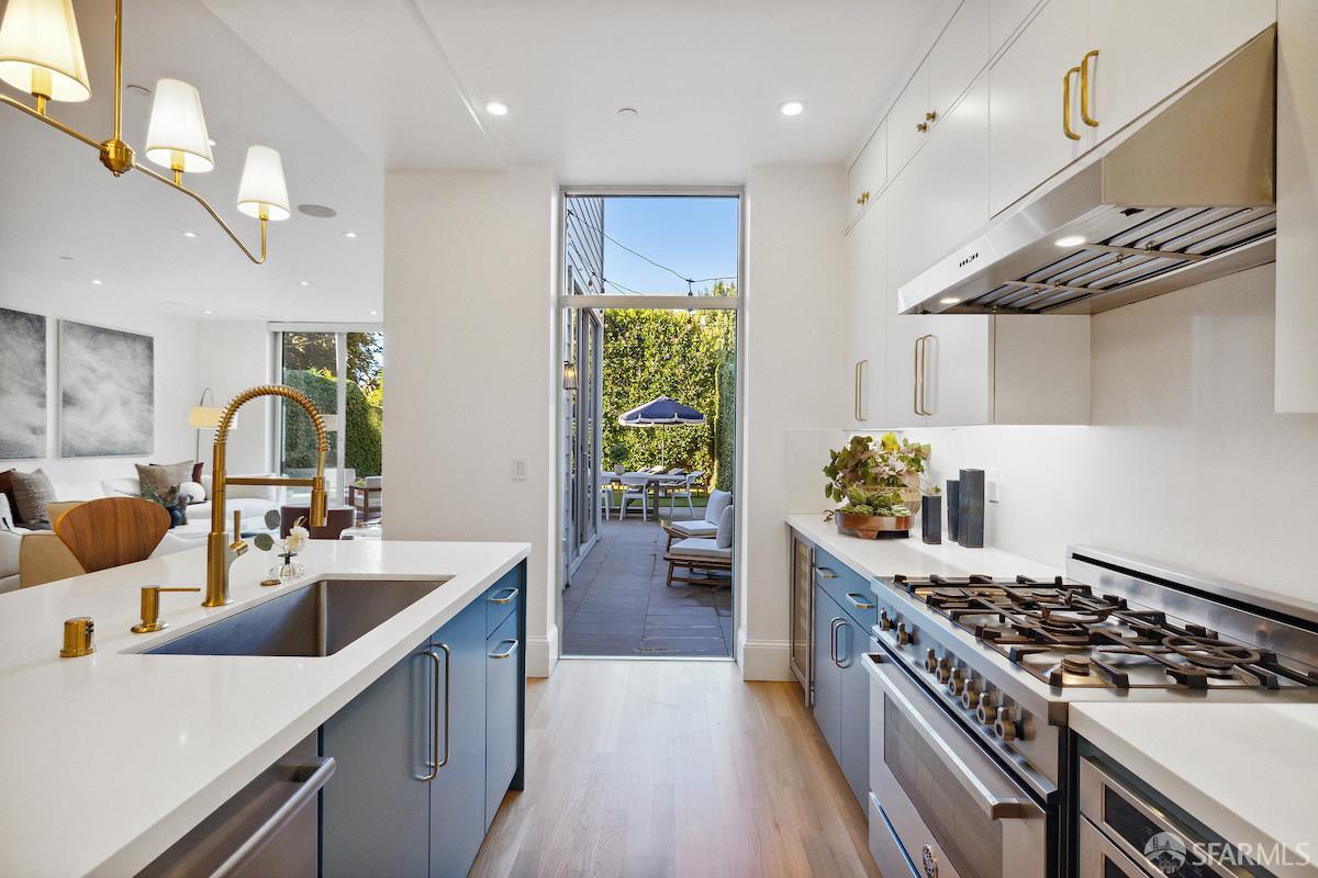 1268 Lombard Street # 1