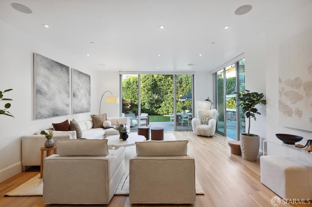 1268 Lombard Street # 1