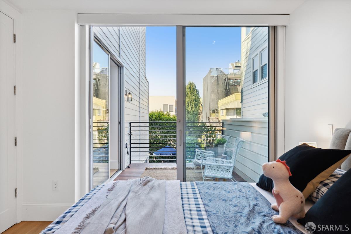 1268 Lombard Street # 1