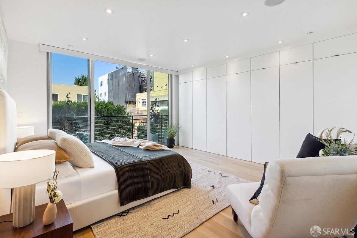 1268 Lombard Street # 1