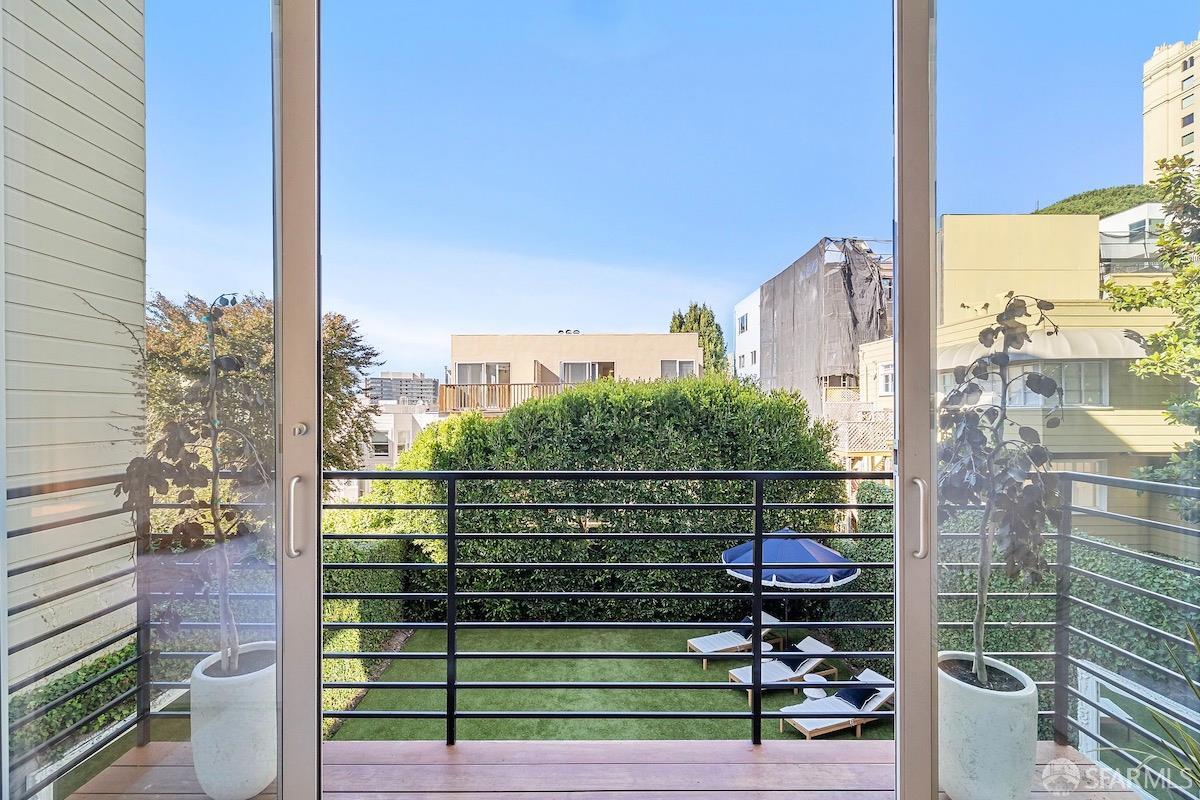 1268 Lombard Street # 1