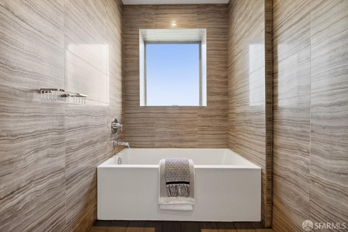 1268 Lombard Street # 1