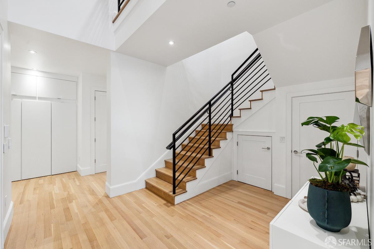 1268 Lombard Street # 1