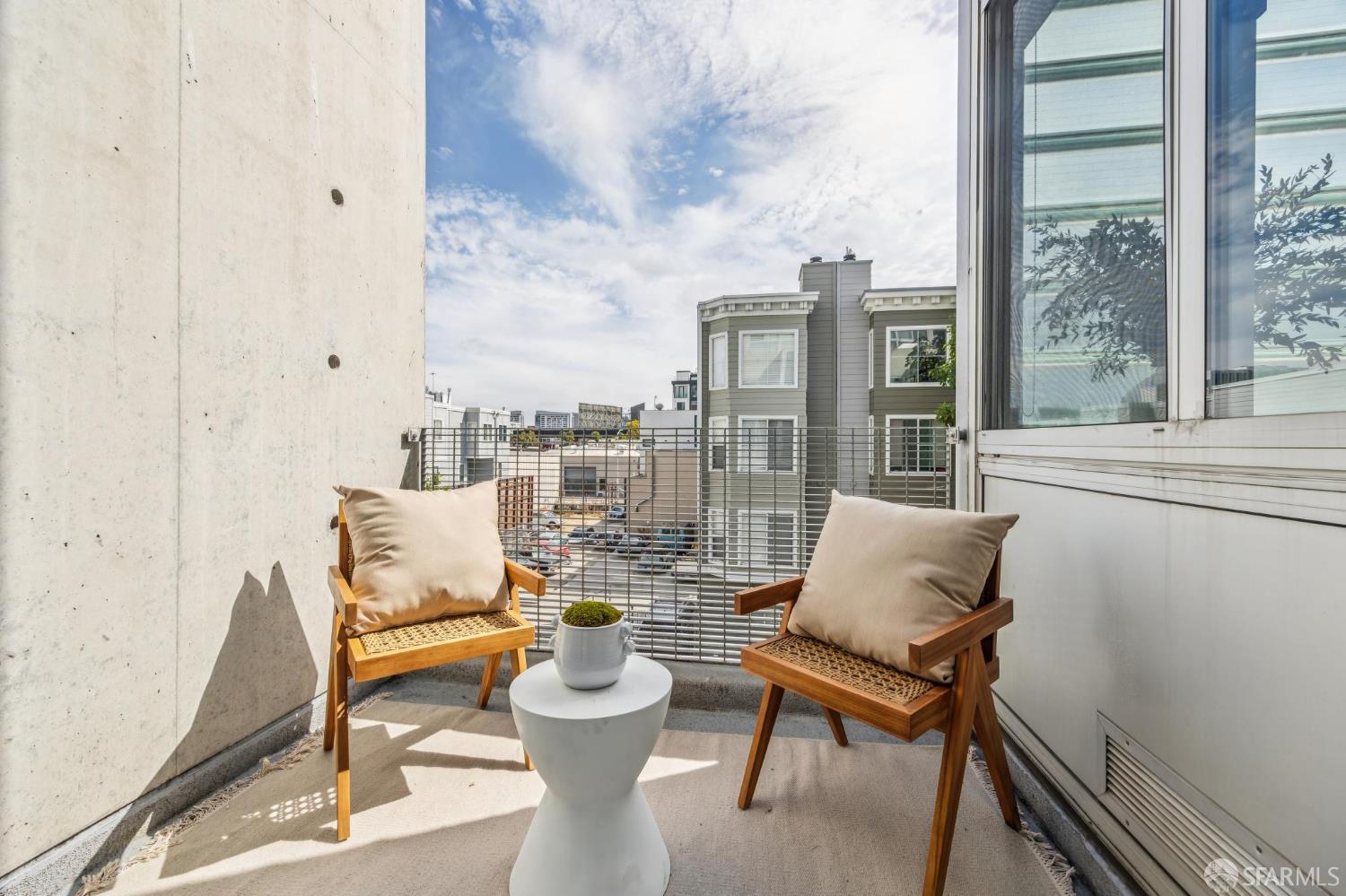 855 Folsom Street # 305