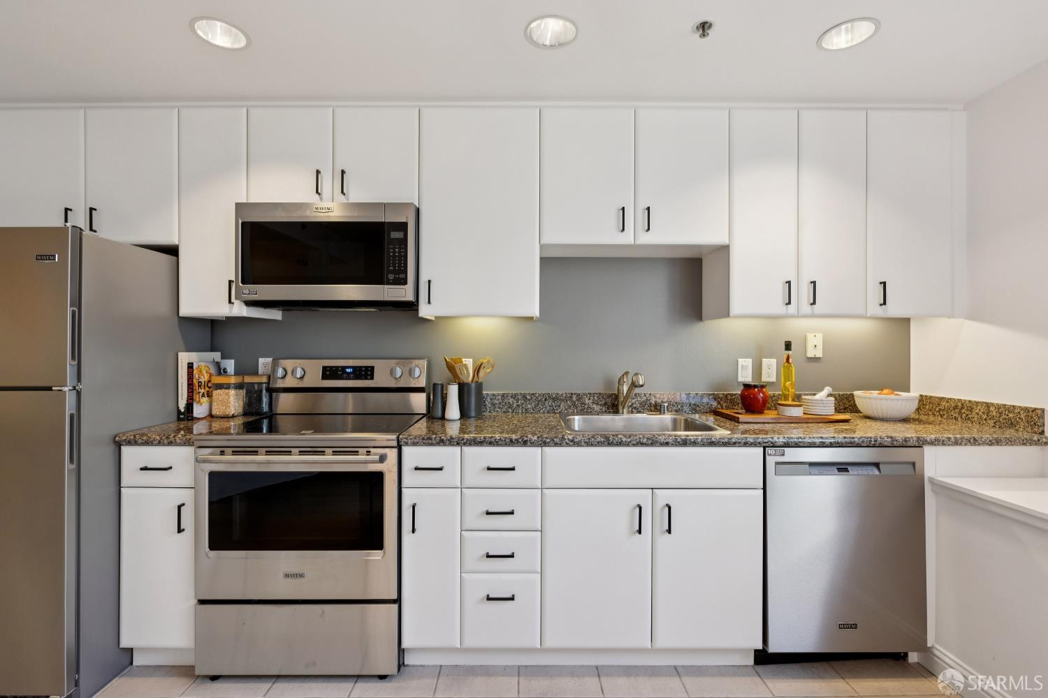 260 King Street # 529, San Francisco Unit: 529