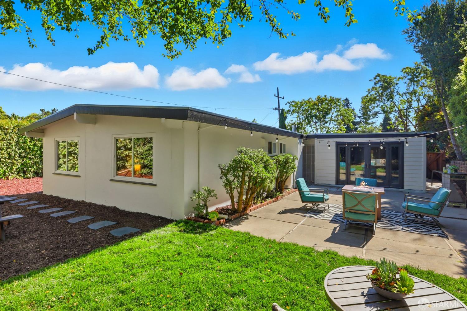 656 Pebble Drive, El Sobrante