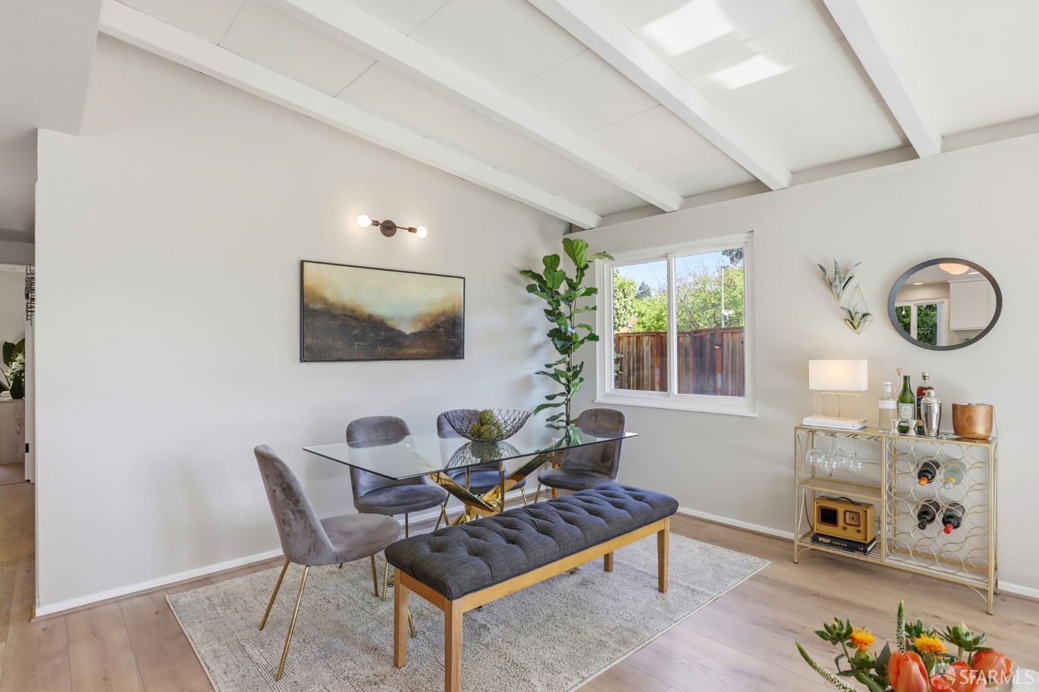 656 Pebble Drive, El Sobrante