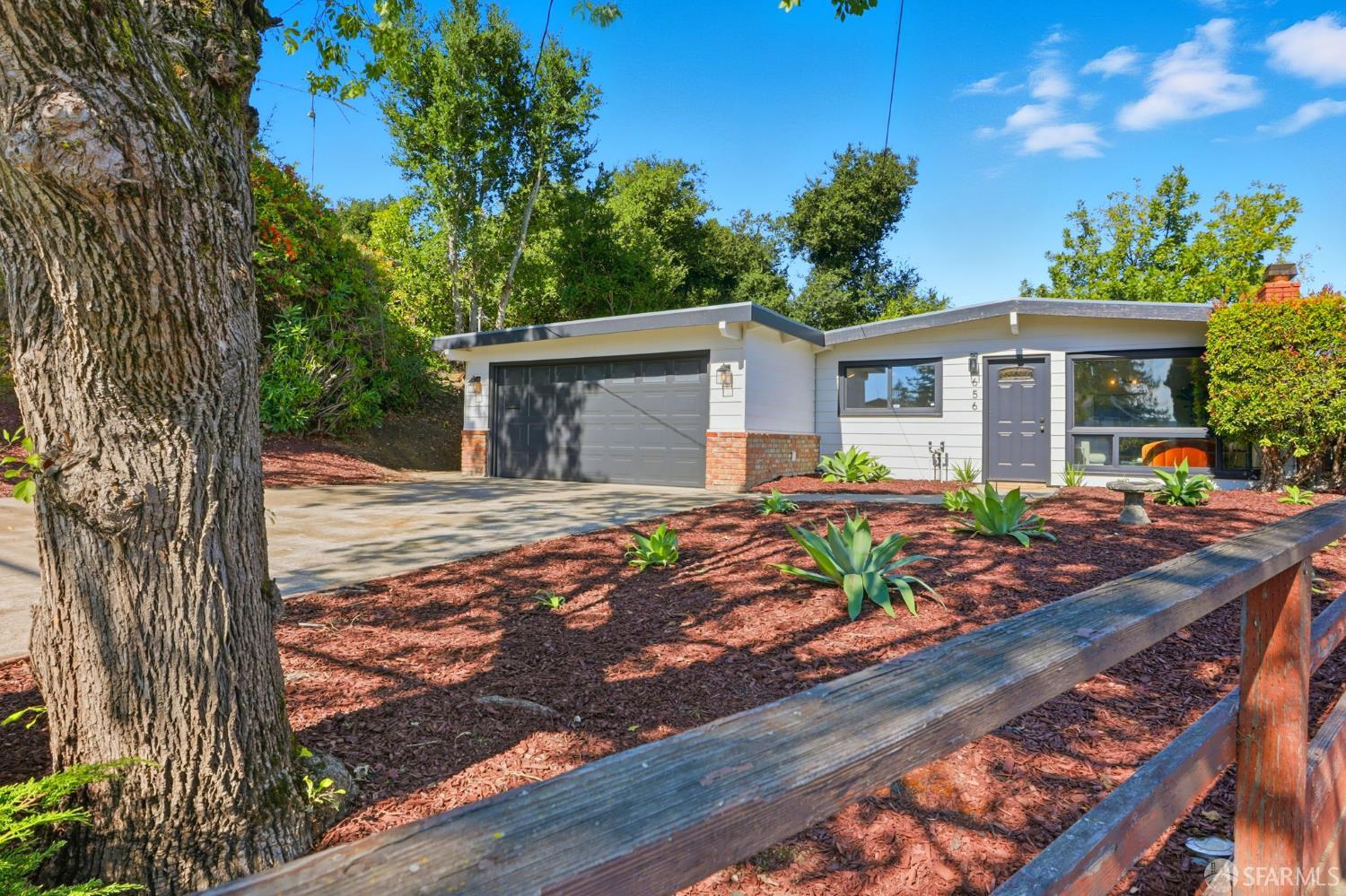 656 Pebble Drive, El Sobrante