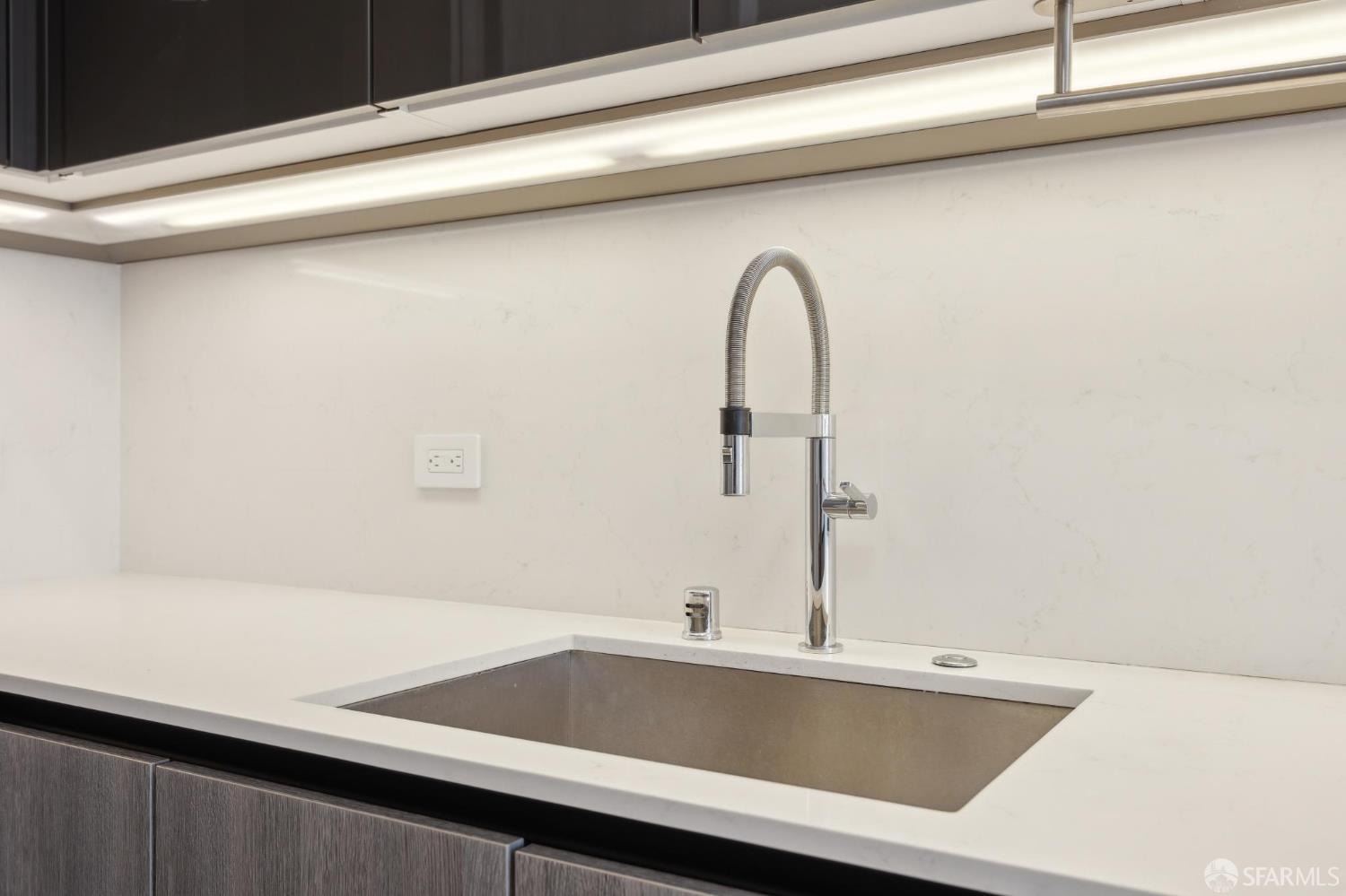 201 Folsom Street # 19B