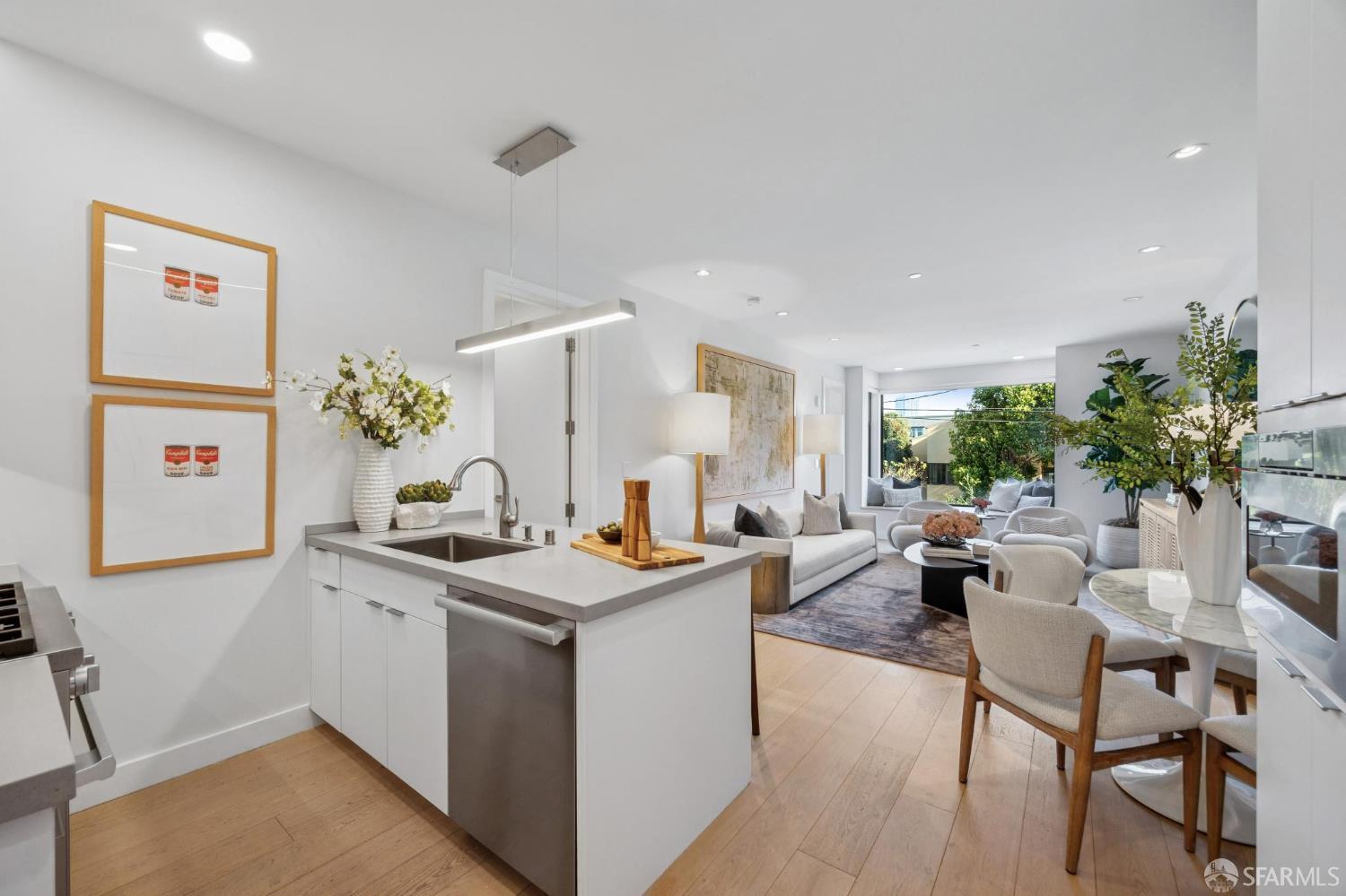 127 Buchanan Street # B