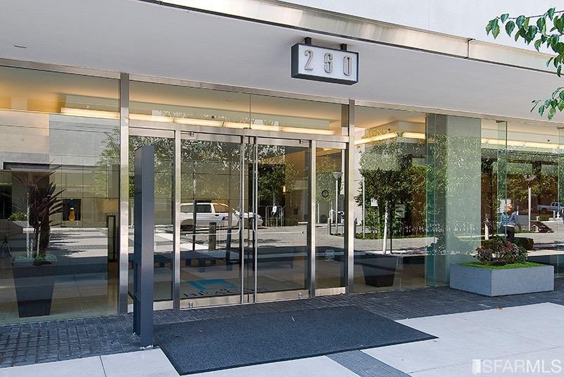 260 King Street # 611