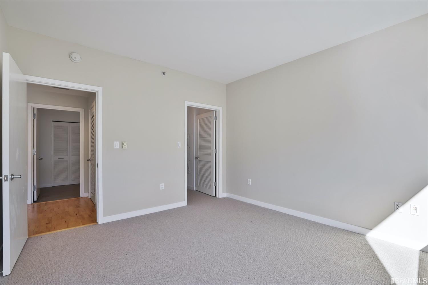 260 King Street # 611