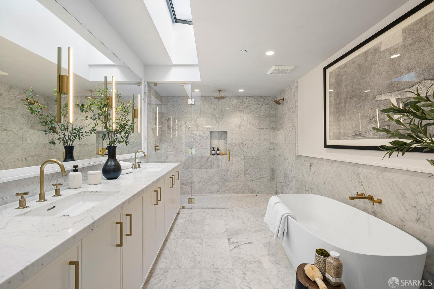 1776 Green Street # 201