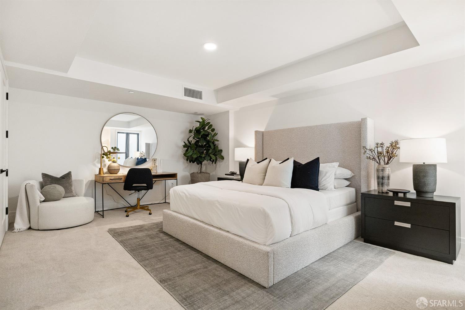 1776 Green Street # 201