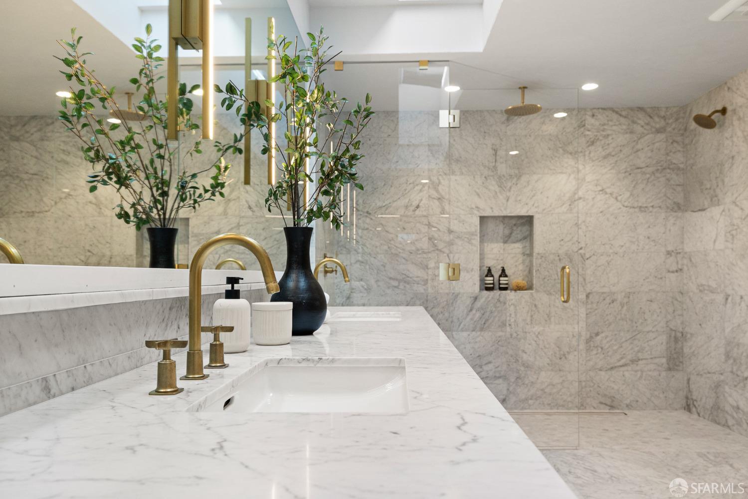 1776 Green Street # 201