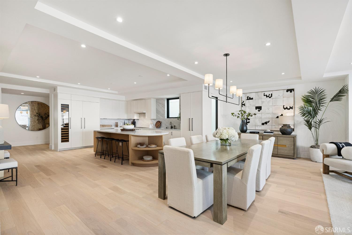 1776 Green Street # 201