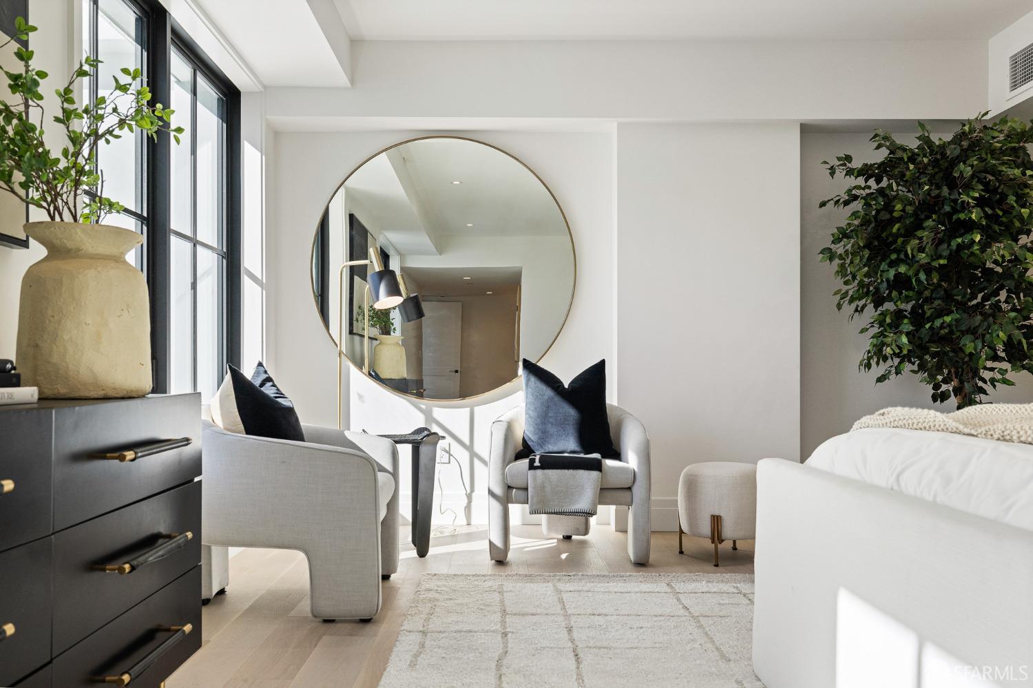 1776 Green Street # 201