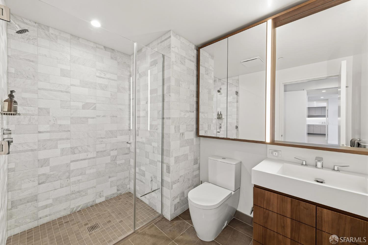 488 Folsom Street # 4701