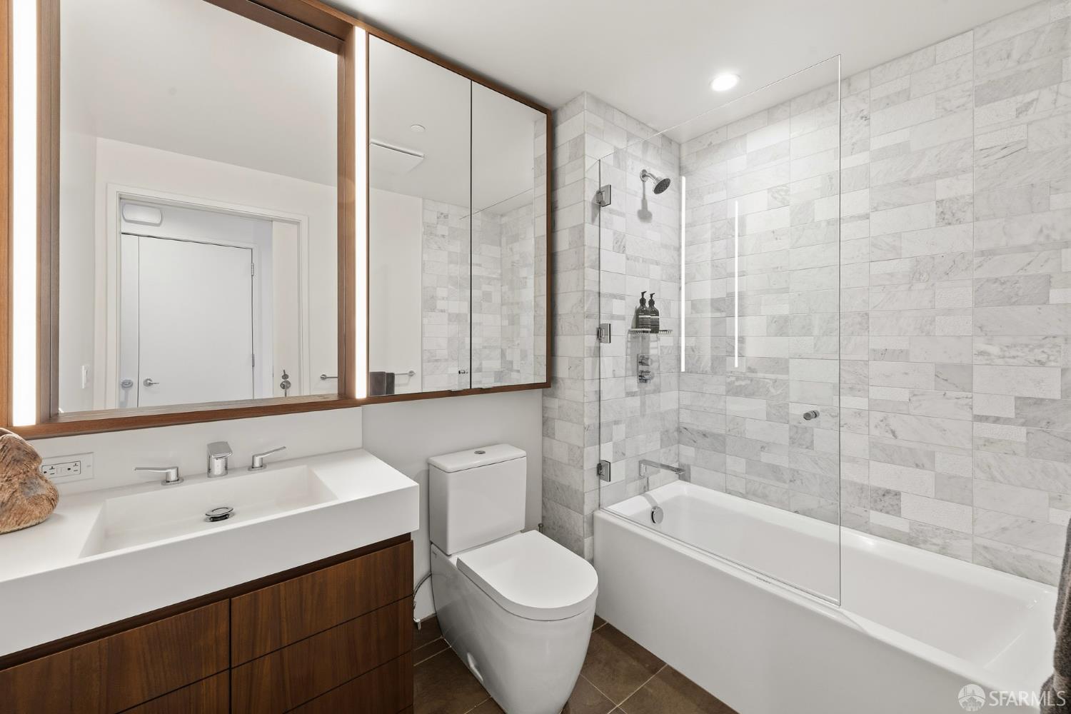 488 Folsom Street # 4701