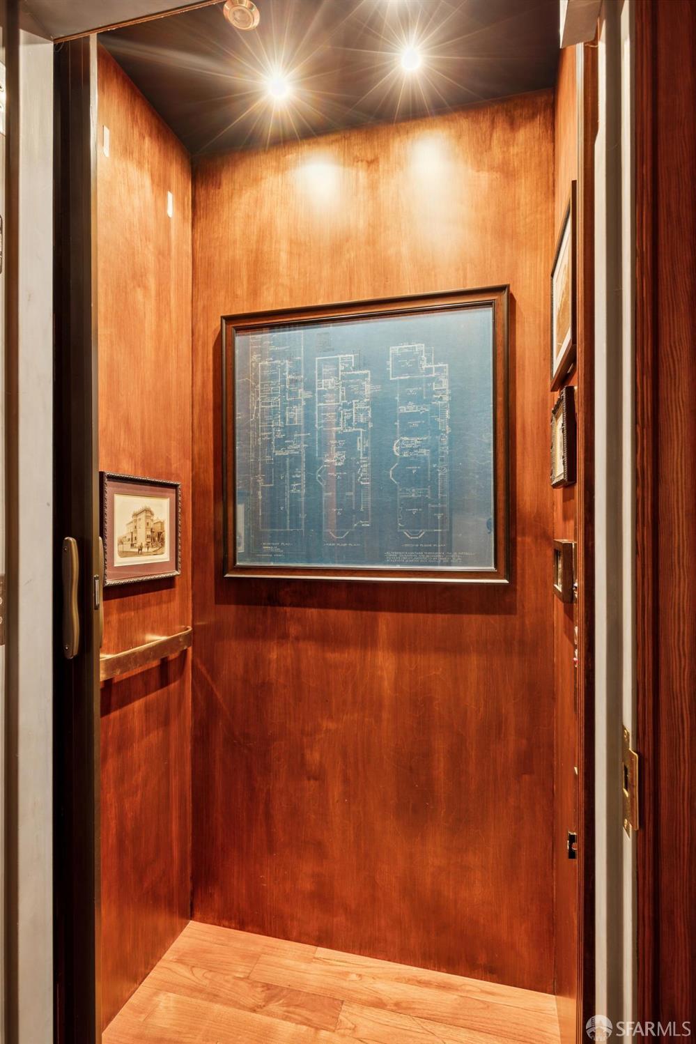 2101 Divisadero Street