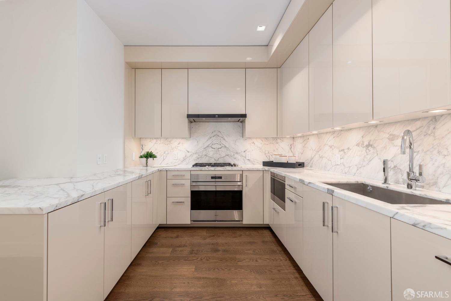 706 Mission Street # 8C