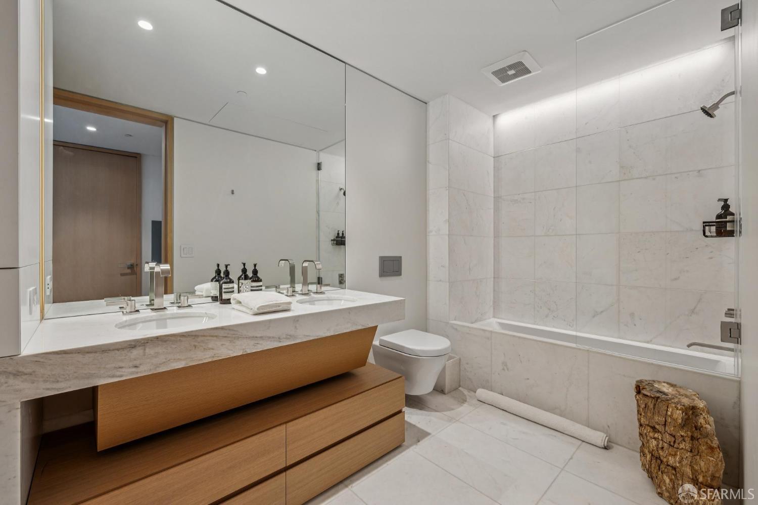 1 Steuart Lane # 201