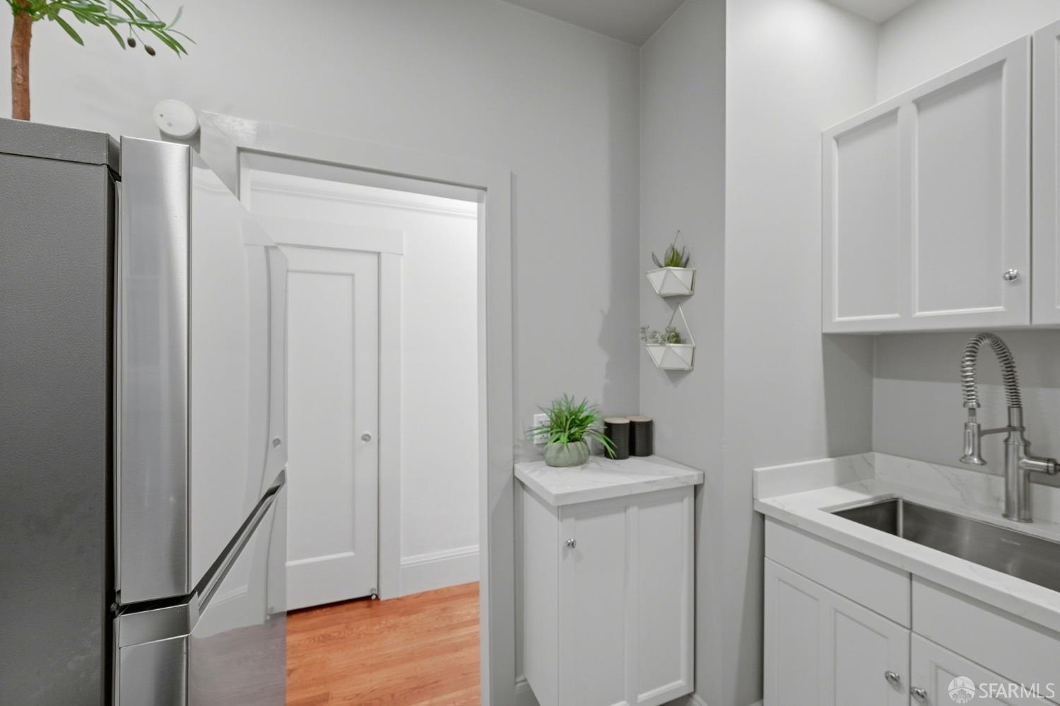 1805 Pine Street # 22