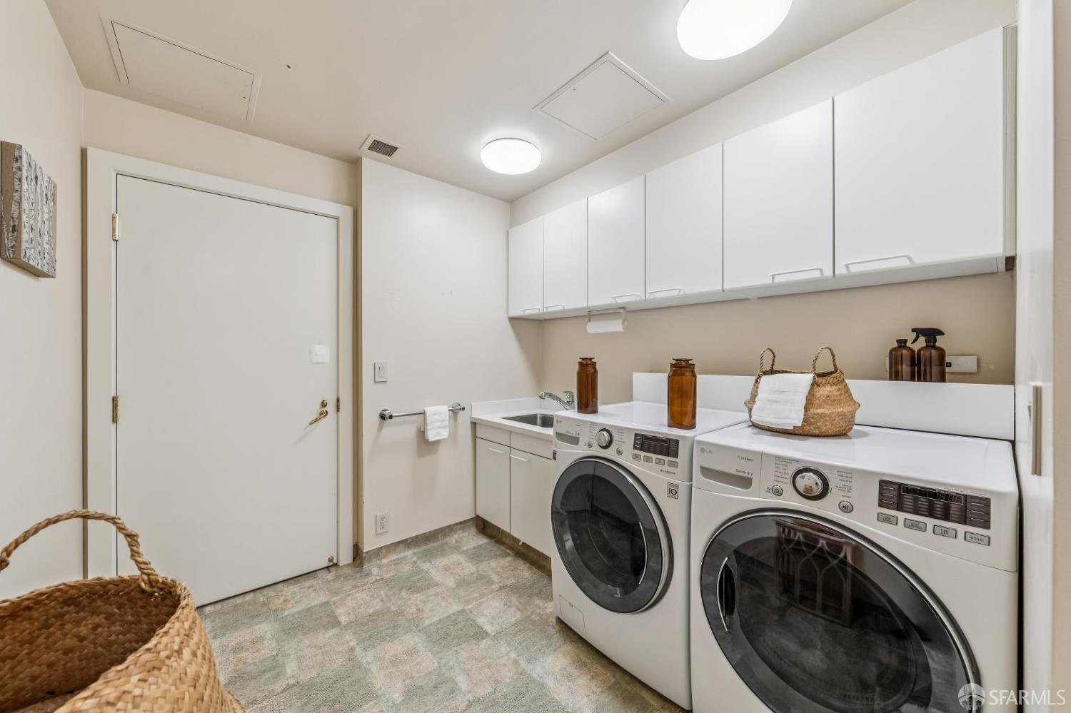 1150 Sacramento Street # 601