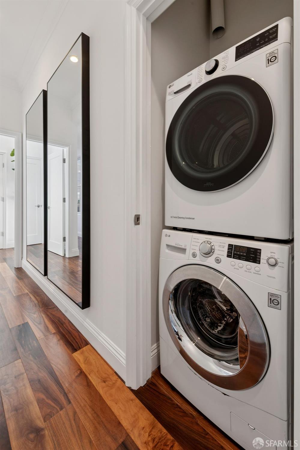 585 Francisco Street