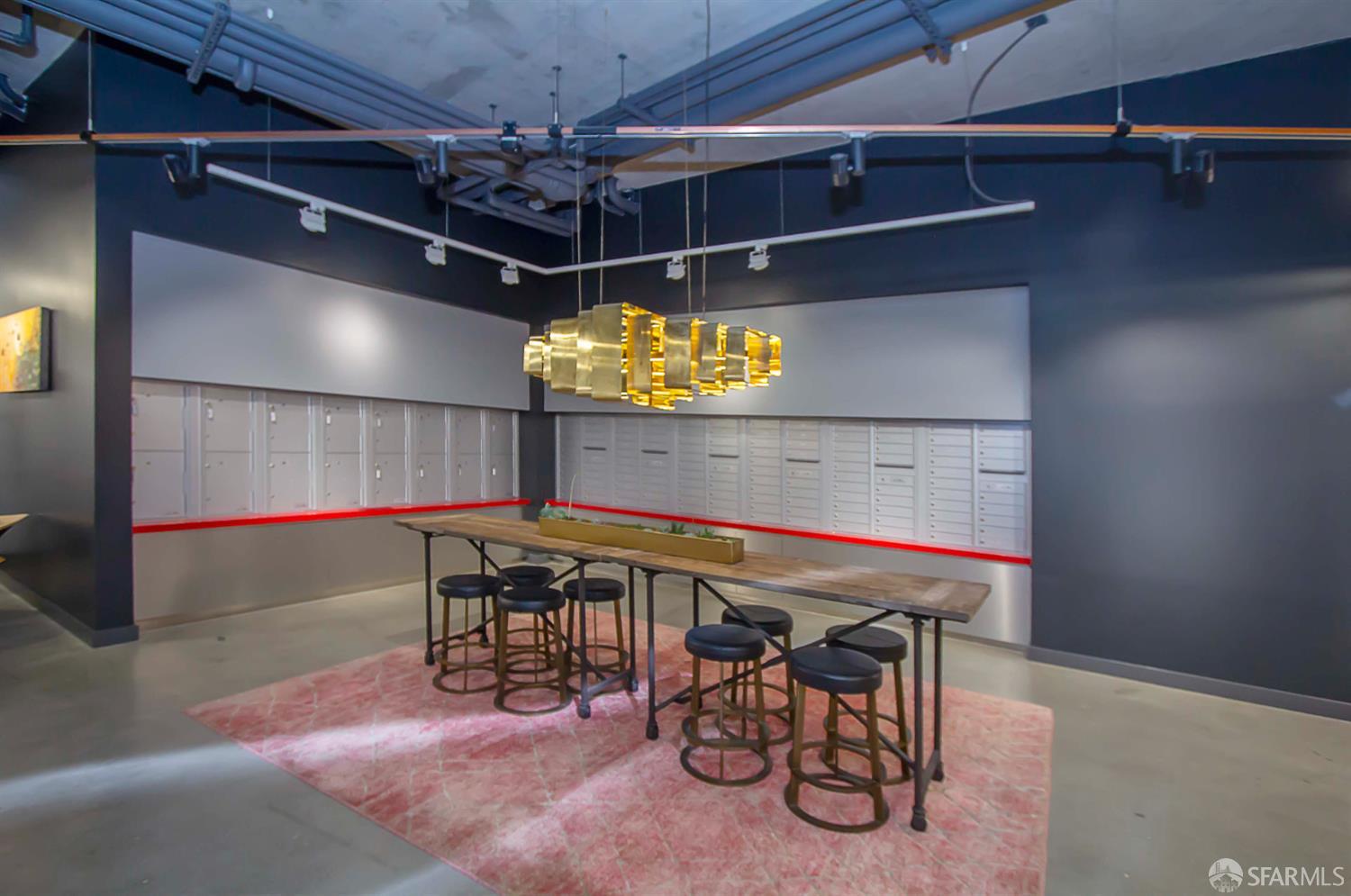 45 Bartlett Street # 516