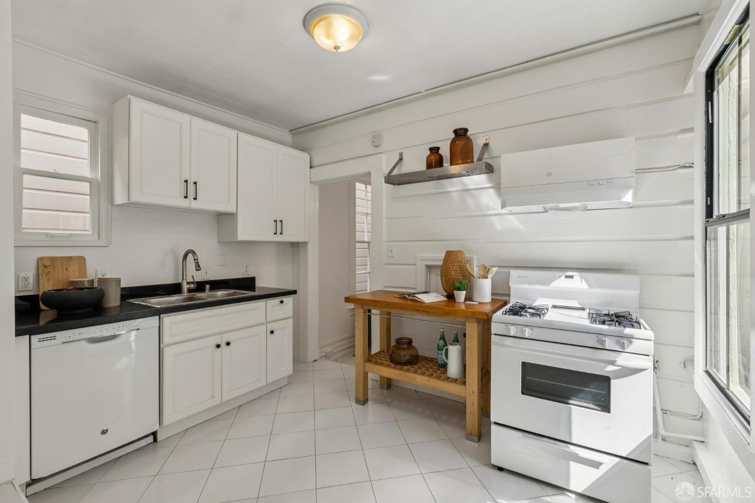 232-234 Diamond Street