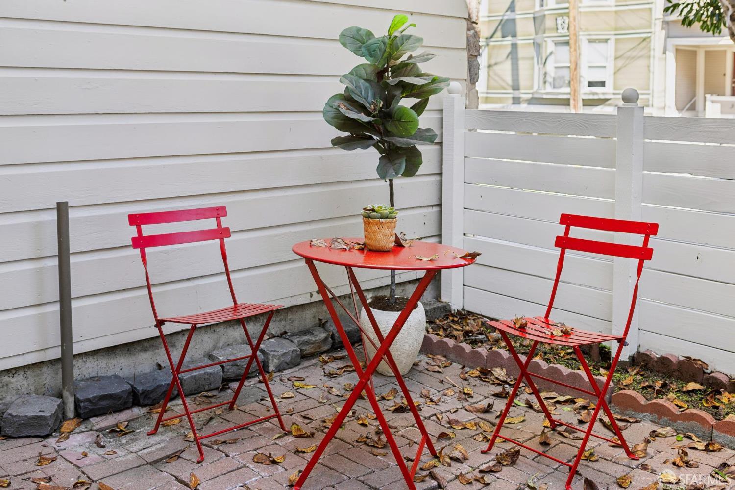 232-234 Diamond Street