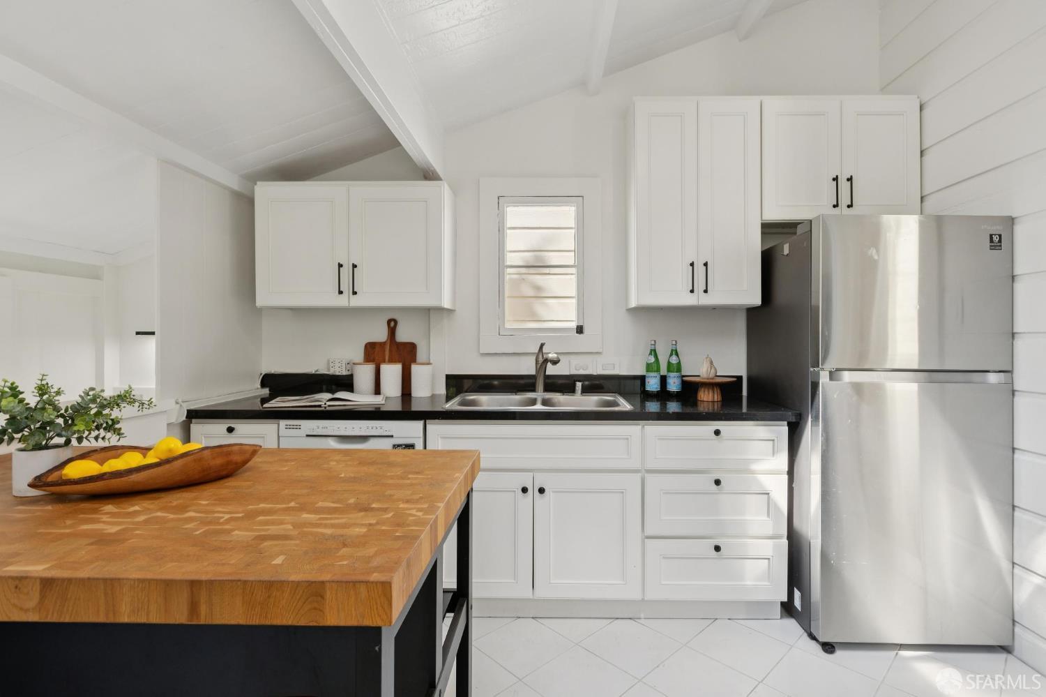 232-234 Diamond Street