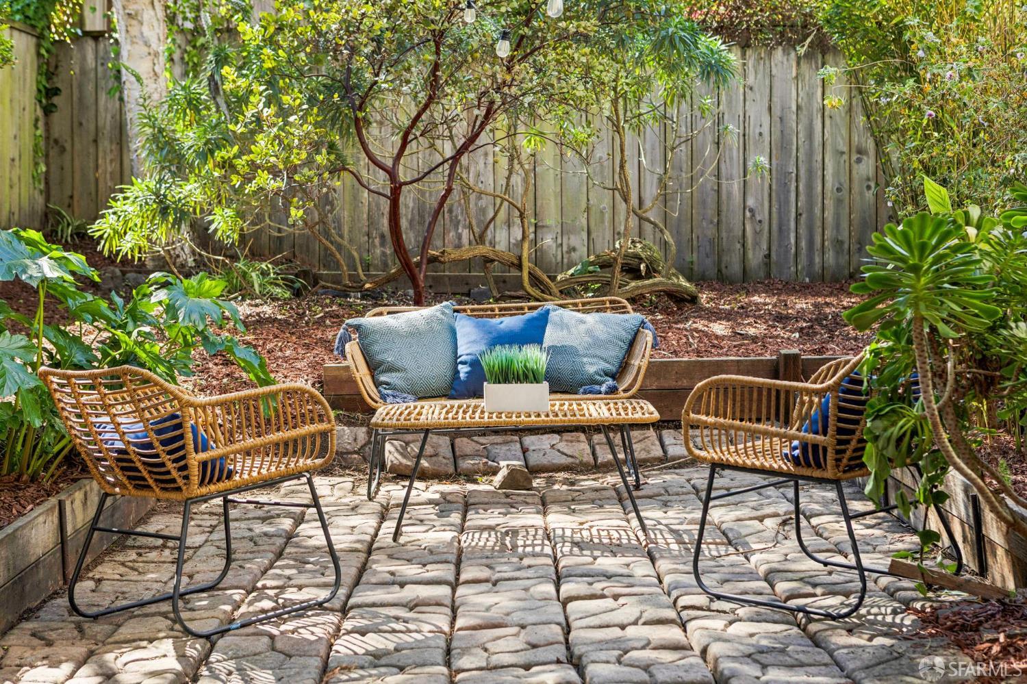 232-234 Diamond Street