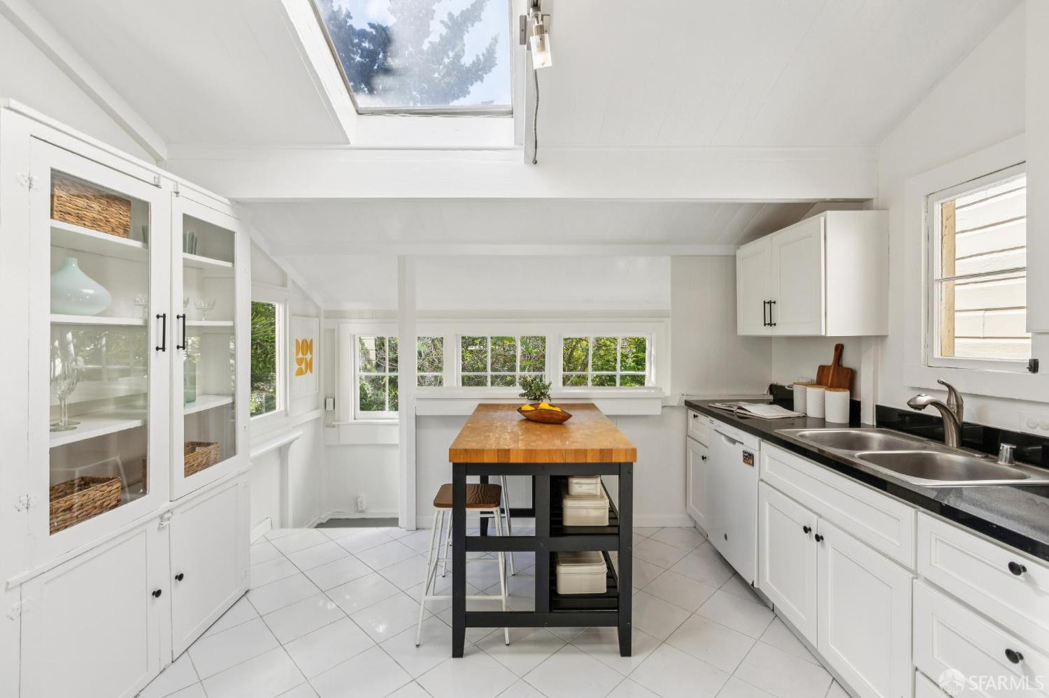 232-234 Diamond Street