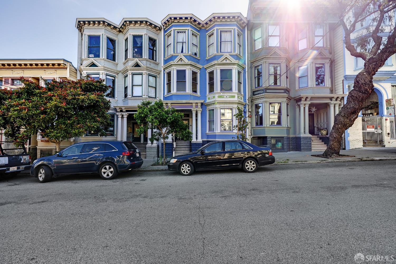 642 Clayton Street
