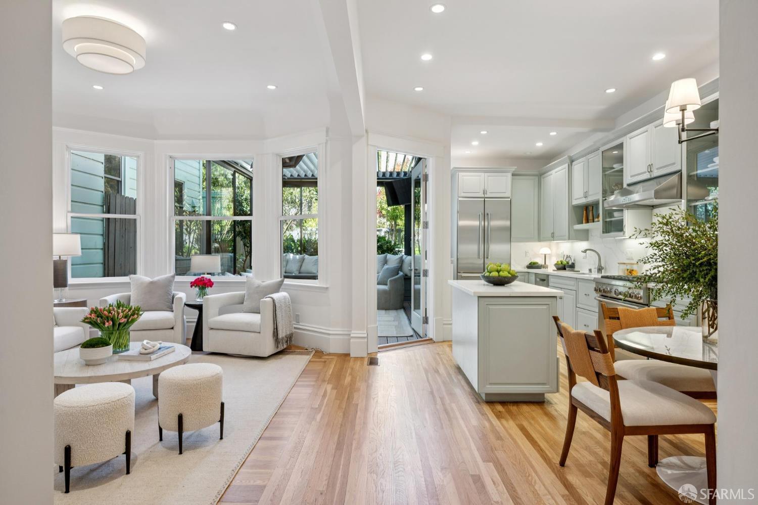 3920 Sacramento Street