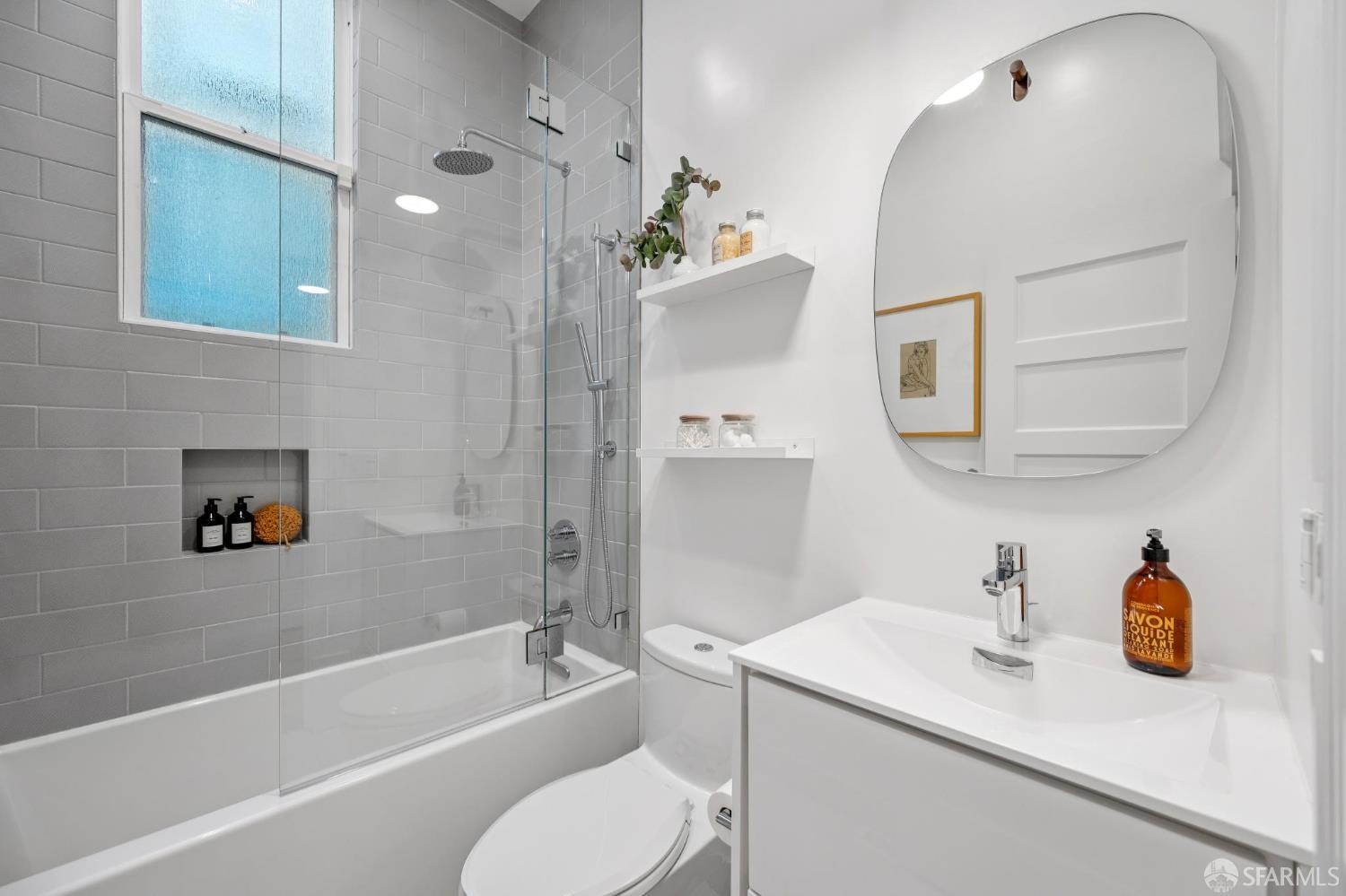 3920 Sacramento Street