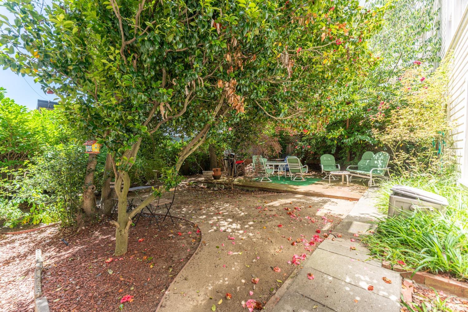 1855 California Street