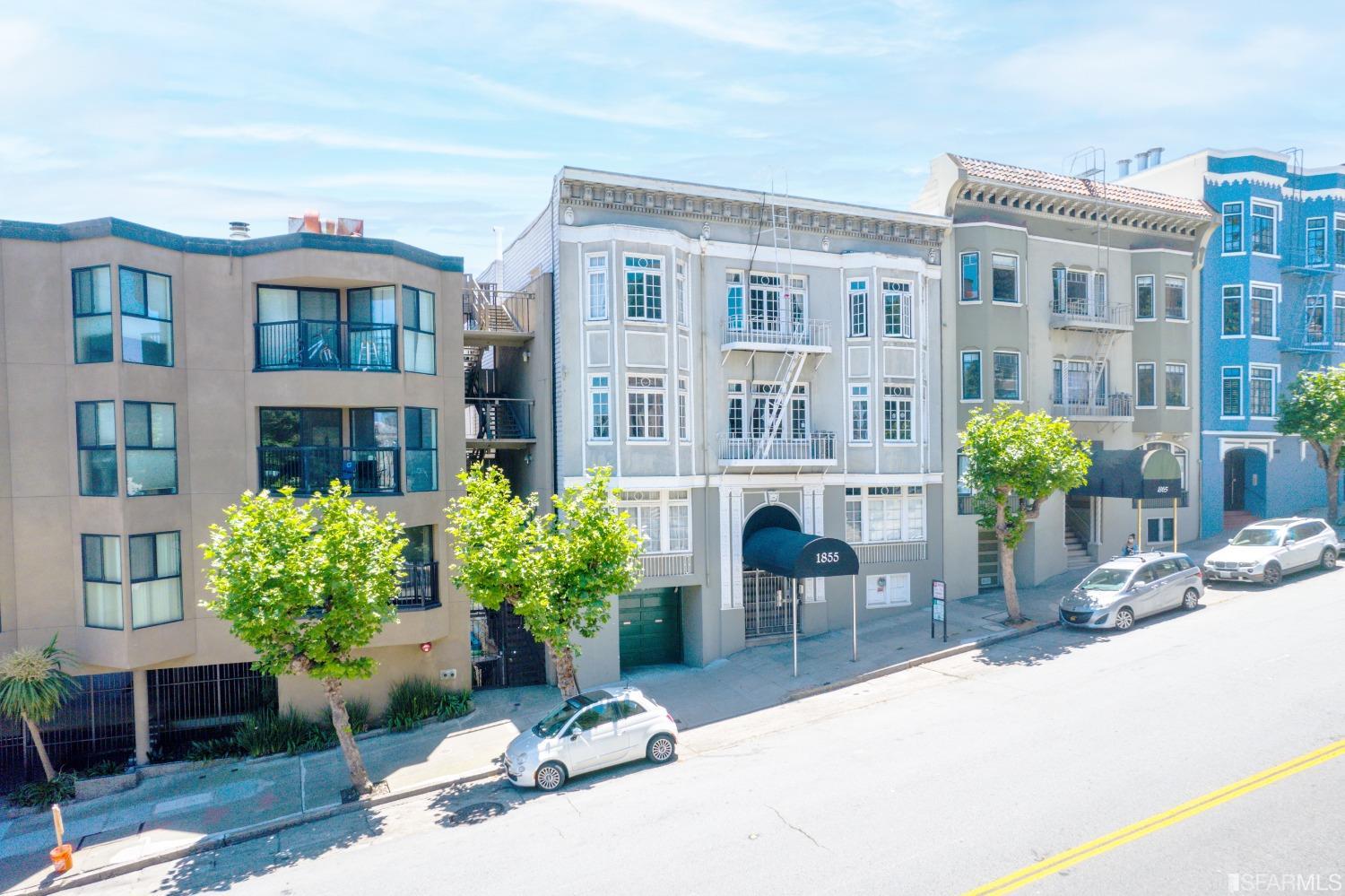 1855 California Street