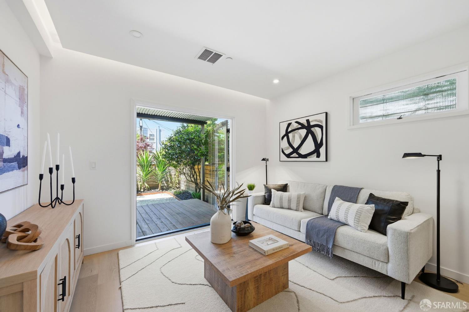 136 Parnassus Avenue # 4