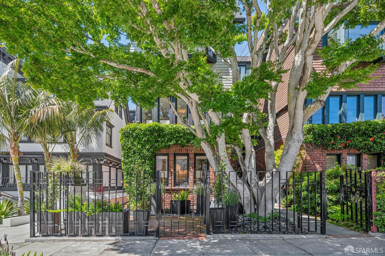 2468 Broadway Street