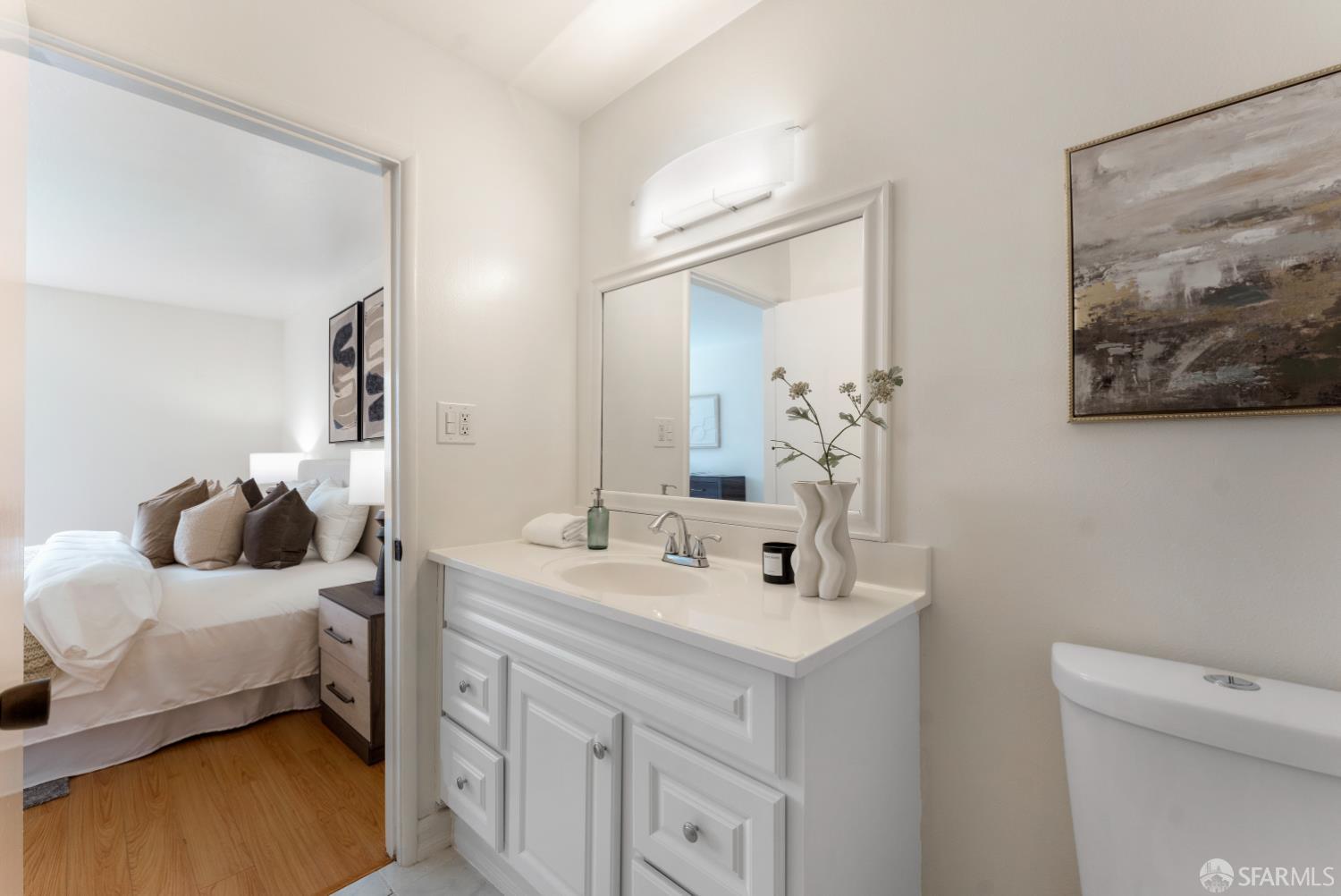 1425 Lakeside Drive # 209