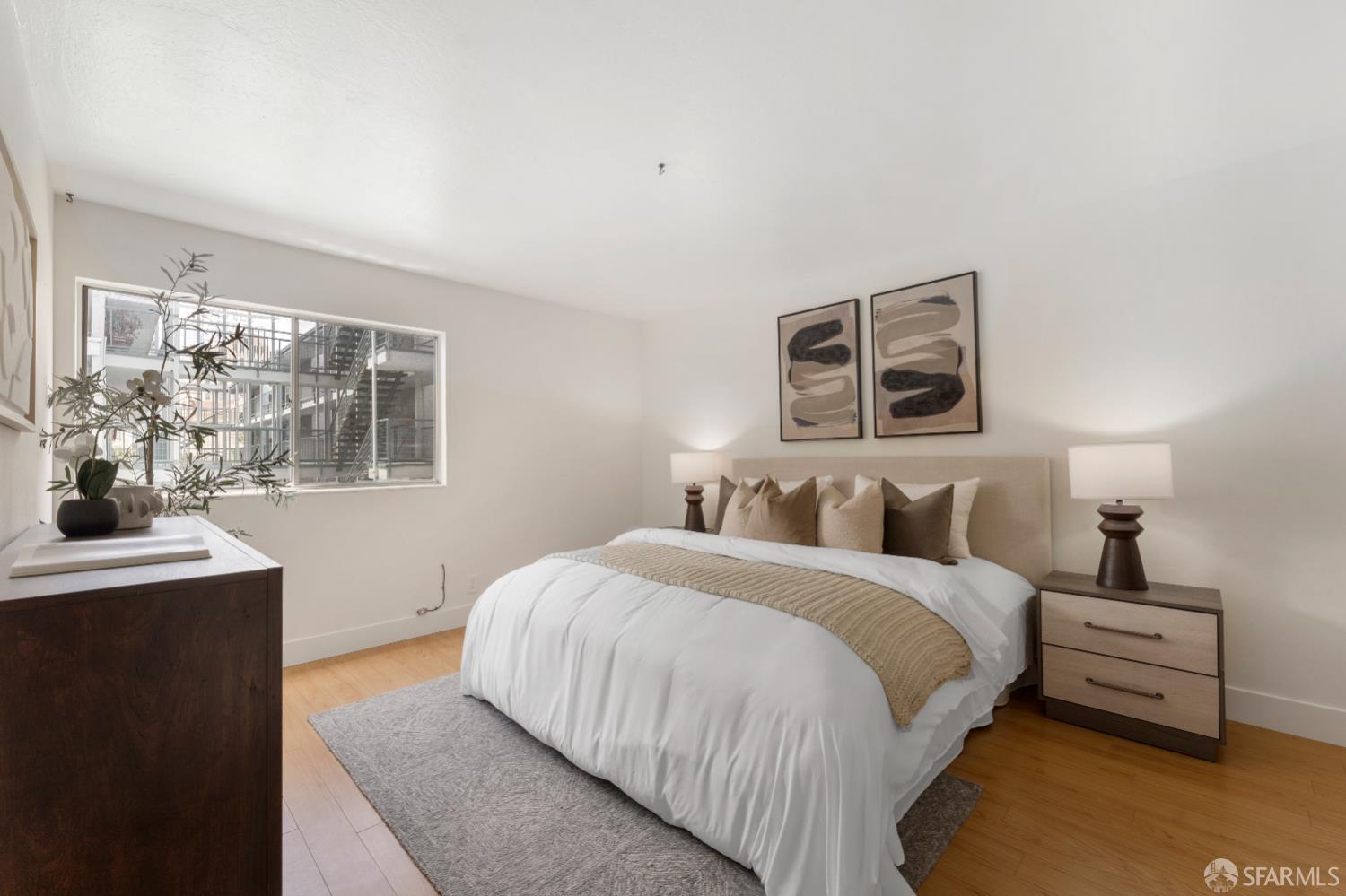 1425 Lakeside Drive # 209