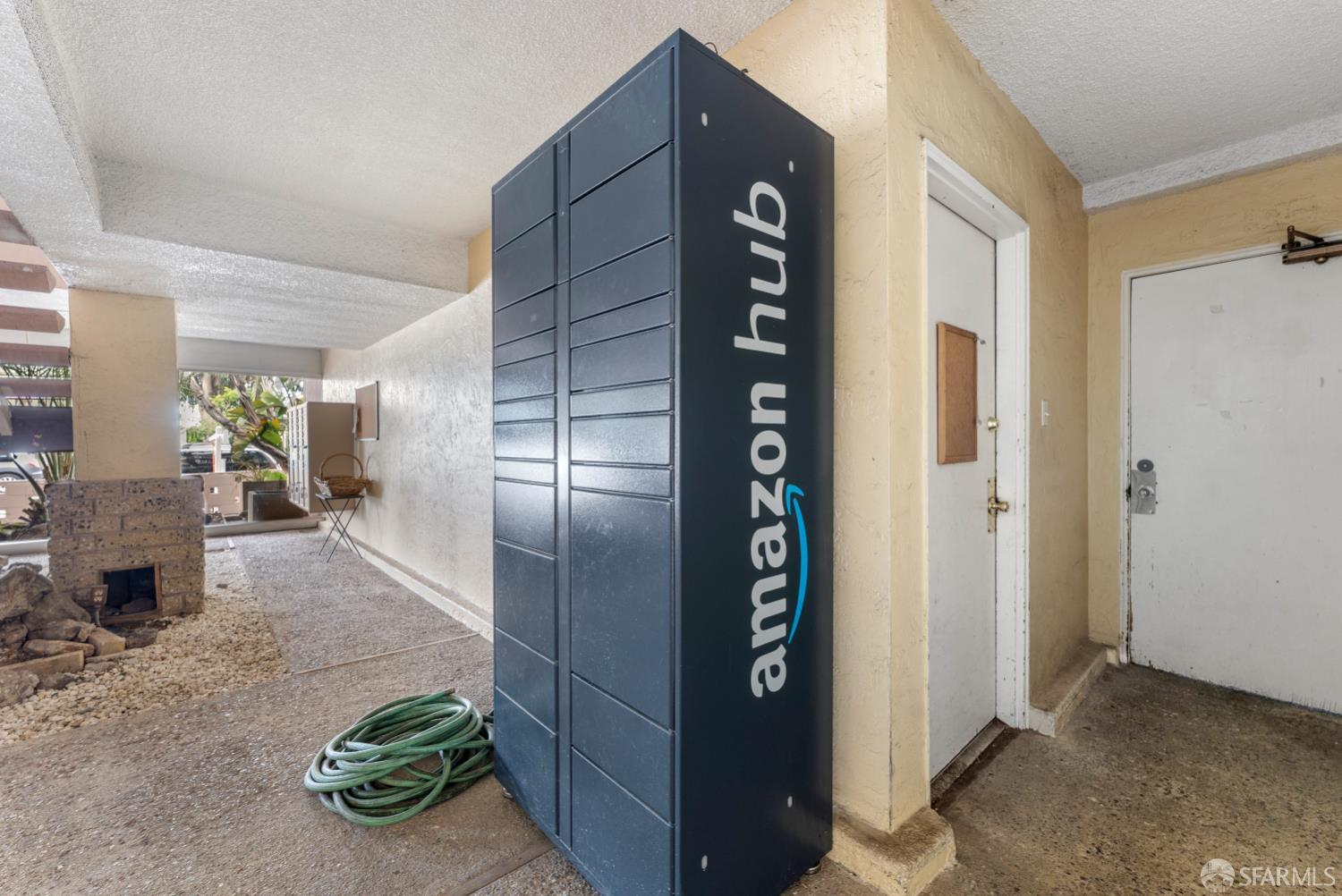 1425 Lakeside Drive # 209