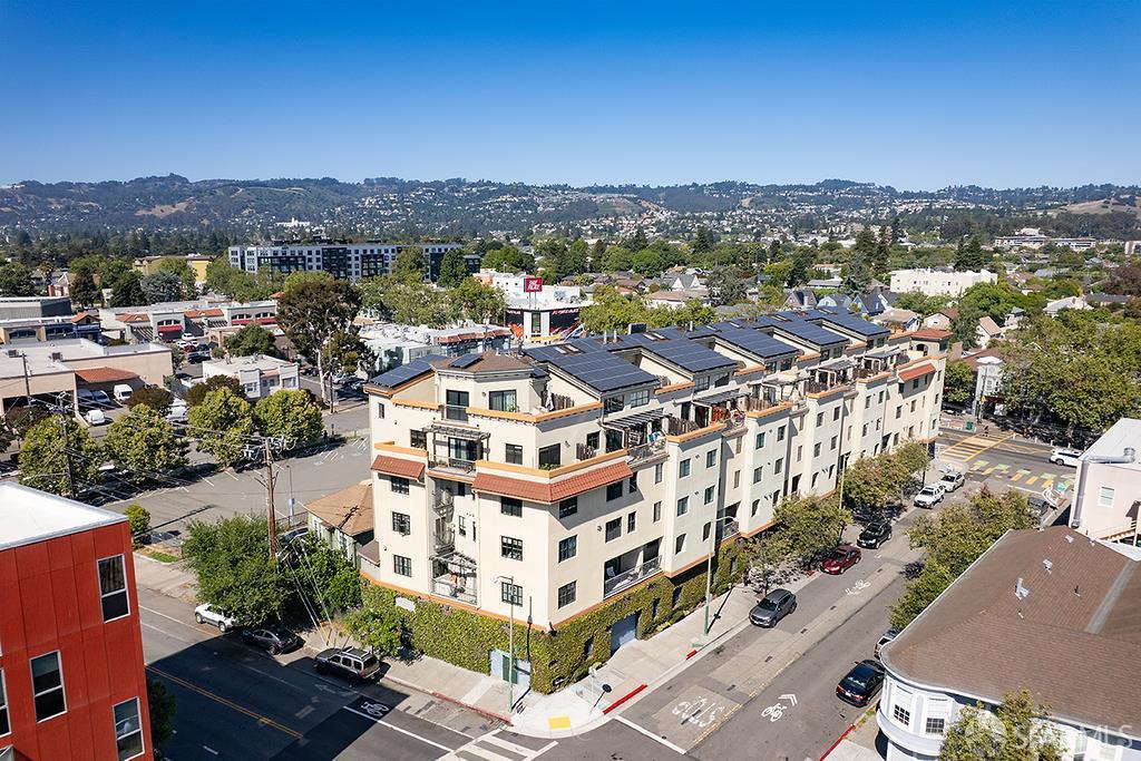 4811 Telegraph Avenue # 206