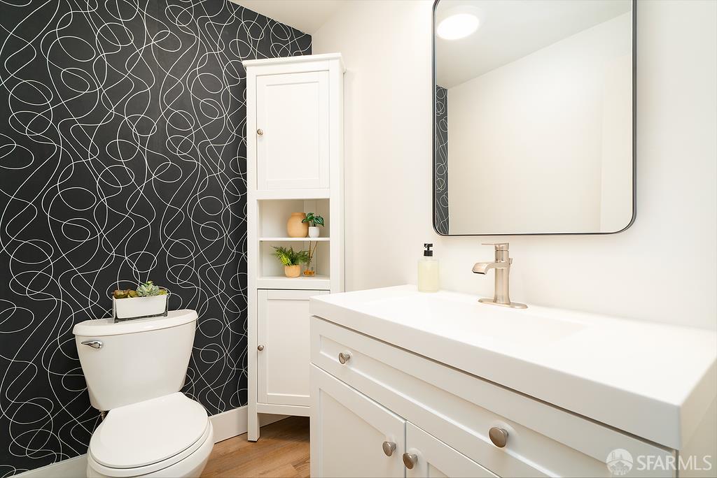 4811 Telegraph Avenue # 206